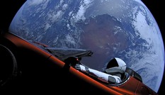 Xe điện Tesla đã tới sao Hỏa sau 2,5 năm lưu lạc