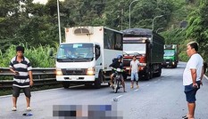 Xe máy lọt gầm xe đầu kéo trên đèo Bảo Lộc, 1 người tử vong