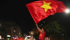 'Bão' xe máy phố núi Pleiku diễu hành mừng kỳ tích U23 Việt Nam