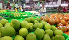 Thị trường 16/1: Bưởi da xanh xuống giá cận Tết