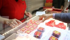 Thị trường 22/2: Ngày vía Thần tài, nhà vàng bội thu