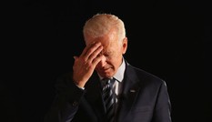 'Cơn ác mộng' COVID-19 của ông Biden