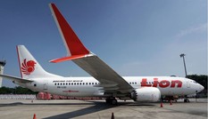 Máy bay Boeing 737 MAX rơi ở Indonesia: Phi công nói gì những phút cuối?