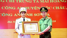 Từ nhân dân mà ra, vì nhân dân phục vụ