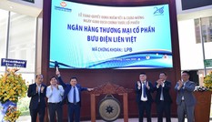 LienVietPostBank chính thức niêm yết tại sàn HOSE
