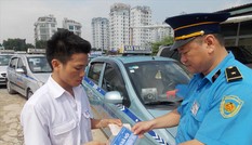 Hà Nội 'quản' taxi bằng màu sơn và phân vùng: Có ngăn sông, cấm chợ?