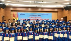 Các trường Y tốp đầu 'săn' thí sinh giỏi ngoại ngữ