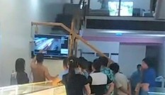 Nam sinh lớp 9 lẻn vào tiệm vàng trộm cắp gần nửa tỷ đồng