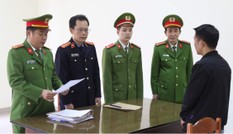 Khởi tố kẻ chiếm đoạt hàng cứu trợ lũ lụt