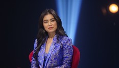 Hoàng Thùy Linh gây bất ngờ khi tiết lộ hơn 30 tuổi vẫn để mẹ quản lý thu nhập