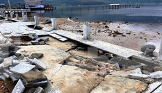 Đường đi bộ hơn 170 tỷ ven đầm ở Lăng Cô tan nát như gặp động đất