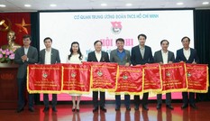 Màu áo xanh thanh niên để lại dấu ấn đậm nét trong năm 2020