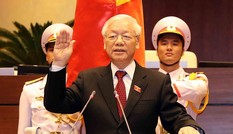 Lời tuyên thệ 'dưới cờ đỏ sao vàng thiêng liêng của Tổ quốc'