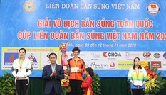 'Nội tướng' của HLV Trương Việt Hoàng giành huy chương bắn súng