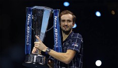 Medvedev vô địch ATP Finals: Xứng danh quân vương