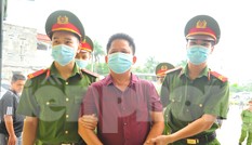 Chủ quán nướng bắt khách quỳ xin lỗi bị tuyên 12 tháng tù
