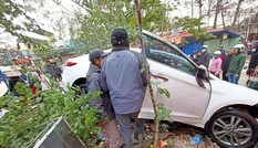 Hải Phòng: Xe ô tô ‘điên’ lao vào chợ cóc, 10 người bị thương