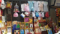 'Thủ phủ' vàng mã Hà Nội ảm đạm trước rằm tháng 7