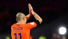 Hà Lan mất vé World Cup, Robben giã từ tuyển quốc gia