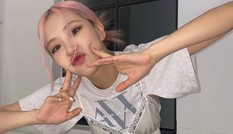 Đỉnh cao thần thái chính là Rosé: Đồ kỳ quặc thành mặc đẹp, đồ sến súa hóa sang chảnh