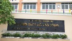 Hiệu trưởng trường THCS Hồ Văn Long bị giáng chức