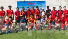 Đội bóng Trường THPT Thành Nhân vô địch giải Tiền Phong Champion Cup 2020