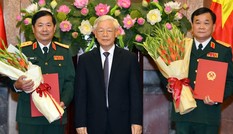 Tổng Bí thư, Chủ tịch nước trao quân hàm Thượng tướng cho hai sĩ quan cấp cao Quân đội