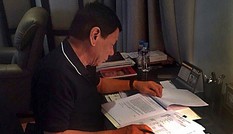 Hé lộ lý do Tổng thống Philippines rút khỏi công việc 1 tuần