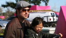Angelina Jolie tiết lộ bất ngờ về chuyện nhận nuôi Pax Thiên