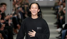 Alexander Wang lên tiếng về cáo buộc lạm dụng tình dục mẫu nam và chuyển giới