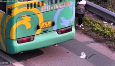 Xử phạt xe khách dán băng dính vào biển số chạy trên cao tốc