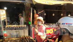 Phố cá lóc nướng ở TPHCM 'cháy hàng' ngày vía Thần tài