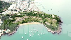 Cận cảnh Khu di tích lầu Bảo Đại 'nhường chỗ' cho biệt thự, resort