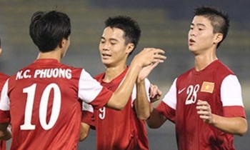 Hai cầu thủ U19 sang Nhật thử việc