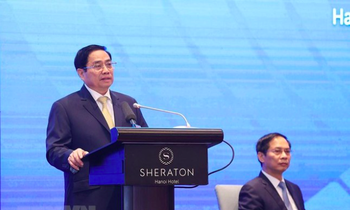 Thủ tướng Phạm Minh Chính phát biểu tại diễn đàn. (Ảnh: TTXVN)