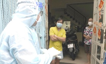Vừa kiểm soát được dịch, TPHCM cấp tập chi viện các tỉnh phía Nam