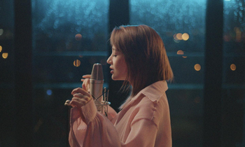 Xem Bảo Anh 'đào' lại loạt hit thập niên 1990s đầy chất 'chill' trong 'Moodshow'