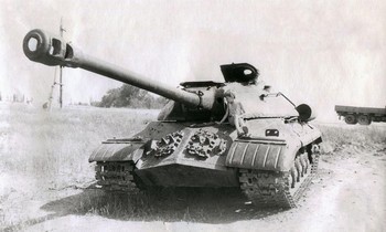 Xe tăng hạng nặng IS-3: Vũ khí 'địa - chính trị' của Liên Xô cuối Thế chiến 2