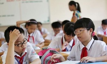 Năm nay, Hà Nội tạm dừng tuyển sinh hệ song bằng lớp 6.