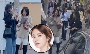Mỹ nhân độc thân Song Hye Kyo rạng ngời trẻ trung qua ảnh chụp lén