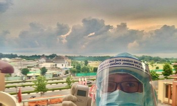 Sẵn sàng vào vùng nguy hiểm để chống dịch