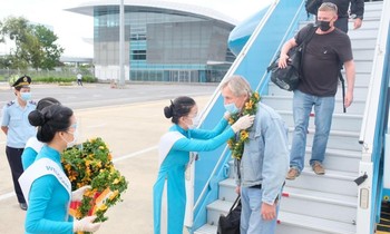 Đà Nẵng tiếp nhận 3 chuyến bay nhập cảnh/tuần, hành khách cách ly như thế nào?