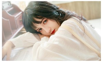 Sở hữu vẻ đẹp không tuổi, hotgirl ngàn follow khiến dân tình bất ngờ khi công bố năm sinh