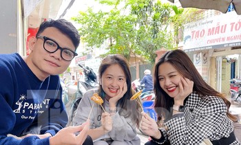 Những món ăn Hà Nội hấp dẫn giới trẻ ngày gió mùa