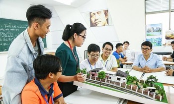 Các trường đại học, cao đẳng không được dạy học trực tiếp tại trường