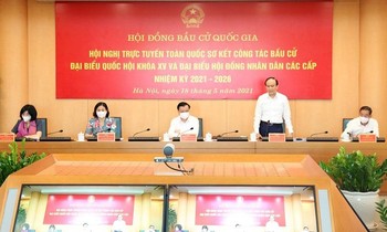 Chủ tịch HĐND thành phố Hà Nội Nguyễn Ngọc Tuấn thay mặt Ủy ban Bầu cử thành phố Hà Nội phát biểu tại cuộc họp