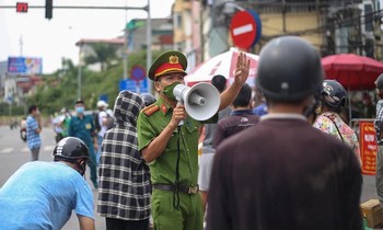 Người vào Hà Nội áp dụng phương pháp chống dịch như thế nào?