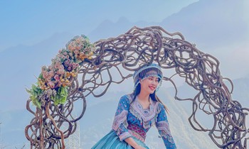 Nữ MC của VTV hóa thân thành cô gái H'mông xinh đẹp