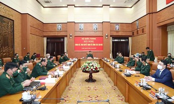 Hội nghị công bố, trao quyết định nghỉ hưu đối với các đồng chí nguyên Ủy viên Trung ương Đảng công tác trong quân đội.