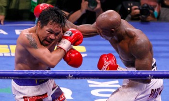 Võ sĩ người Cuba đánh bại huyền thoại Pacquiao, bảo vệ thành công đai WBA